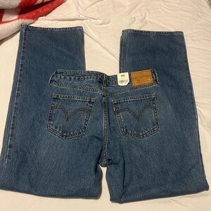 Levi's Low Loose Women’s Blue Jeans with Tan Label, Size 27 X 32 *NWT*